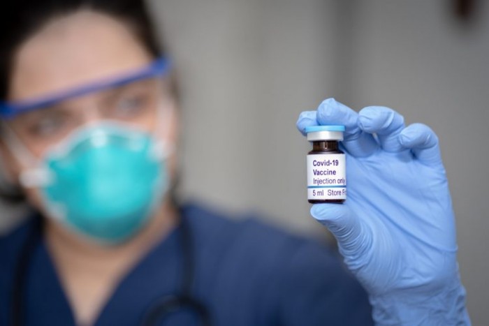 牛津新冠疫苗有望9月上市 德意法荷成立疫苗联盟